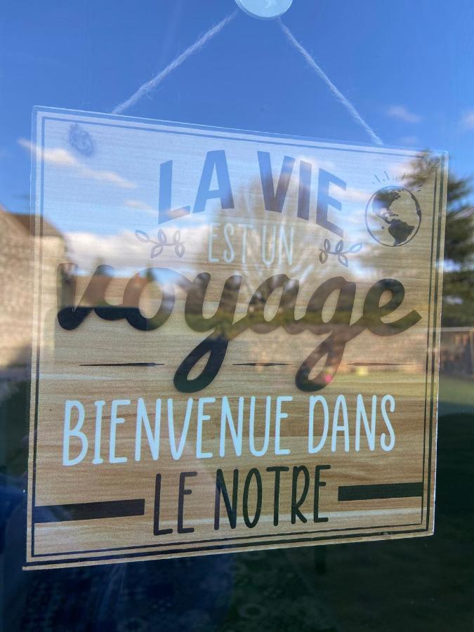 Ferme Des P'Tits Loups Villa Soindres Bagian luar foto
